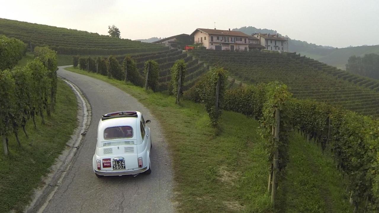 Agriturismo Cascina Sciulun Monforte dʼAlba Εξωτερικό φωτογραφία