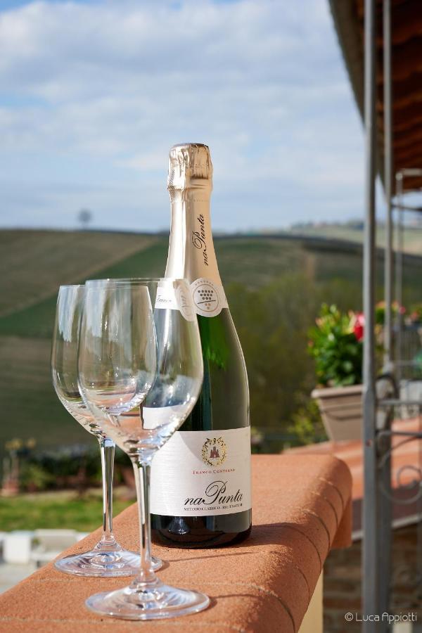 Agriturismo Cascina Sciulun Monforte dʼAlba Εξωτερικό φωτογραφία