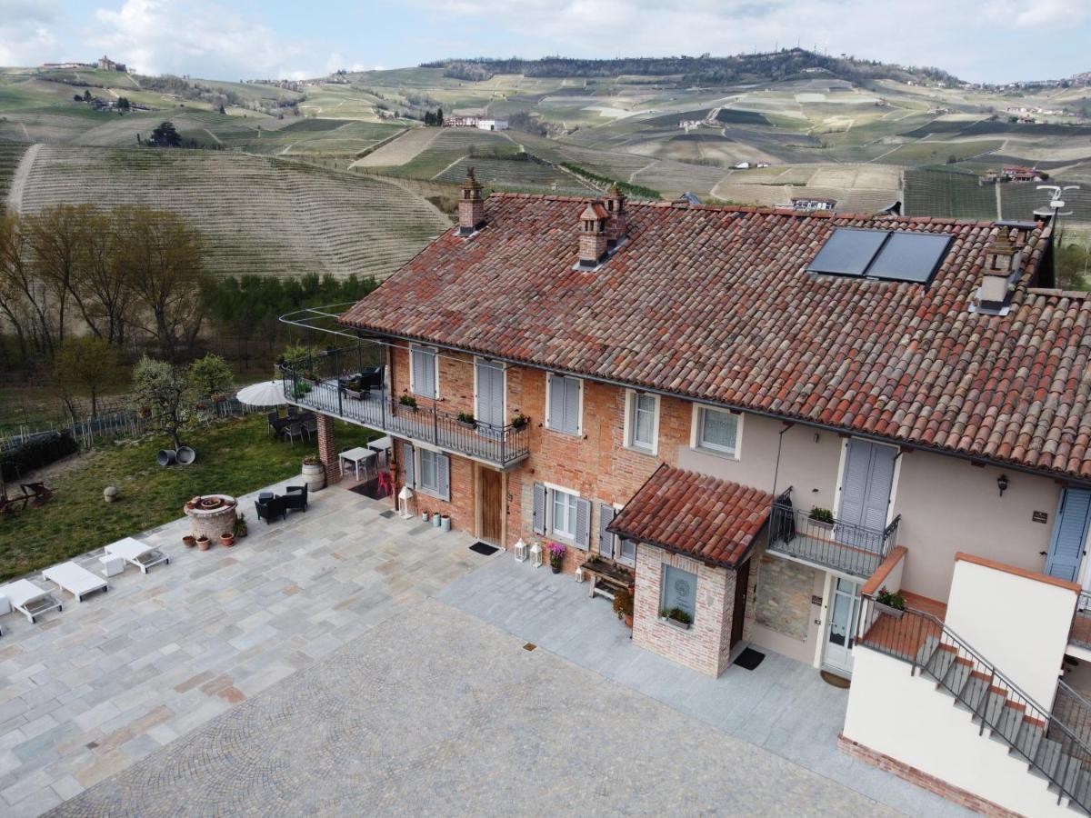 Agriturismo Cascina Sciulun Monforte dʼAlba Εξωτερικό φωτογραφία